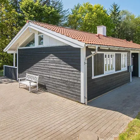 8 Person In Aabenraa-by Traum